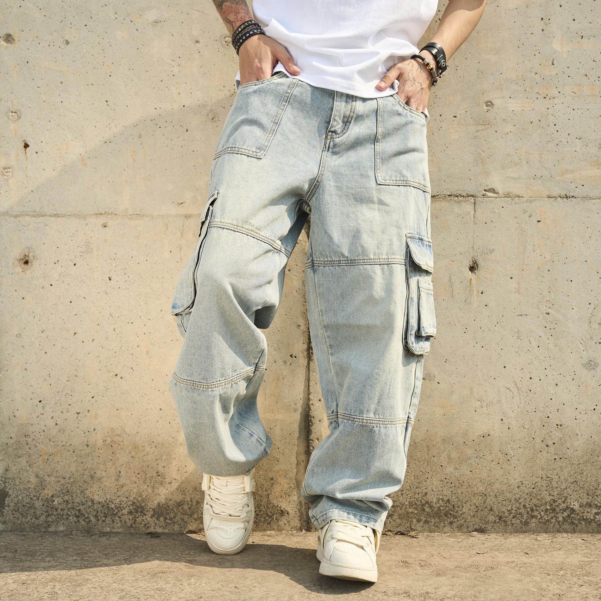 Men's Relaxed Mid-Rise Casual Jeans