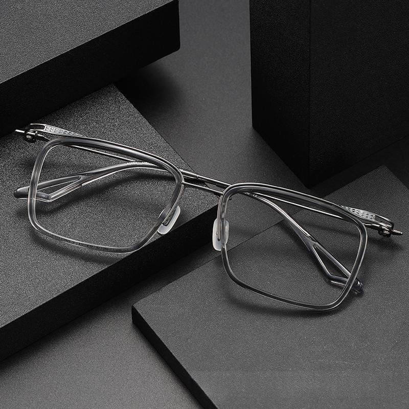 Titanium Anti-Blue-Light Eyeglass Frames