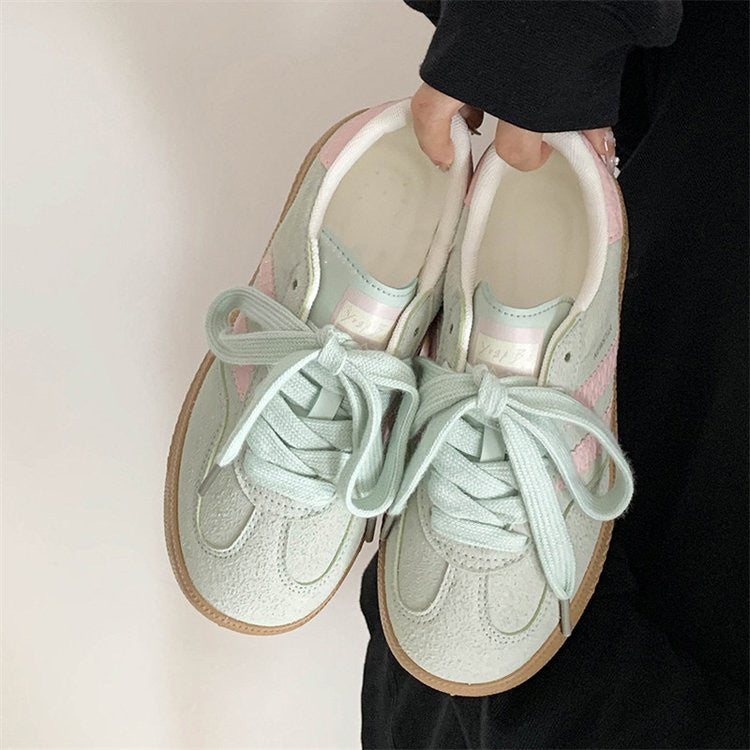 Women's Retro White Casual Sneakers