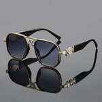 Unisex Square Horse-Detail Sunglasses